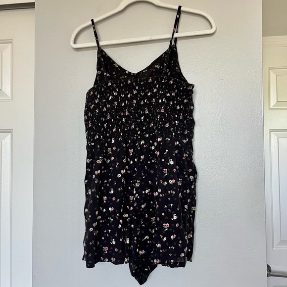 Aerie Medium Floral Front Cut-Out Romper - Picture 4 of 7